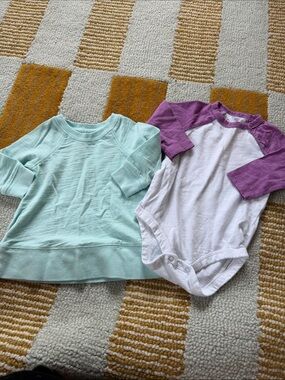 Bundle of two Primary tops baseball style bodysuit and tunic 3-6m